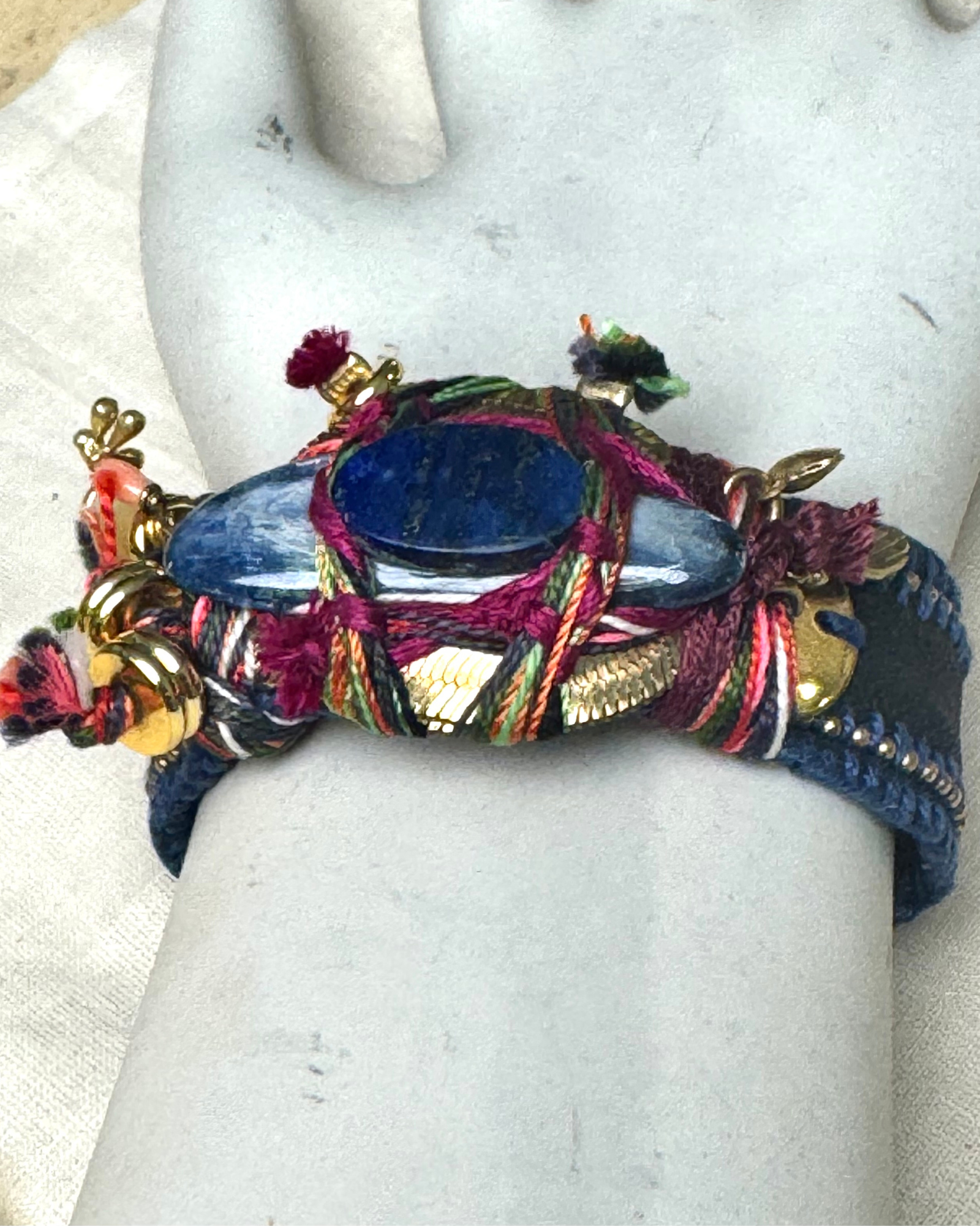 rtéfact Band – Dark Blue & Black Italian Leather with Lapis Lazuli and Fluorite