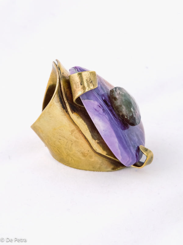 I am here feeling power, love and centered. Ring.